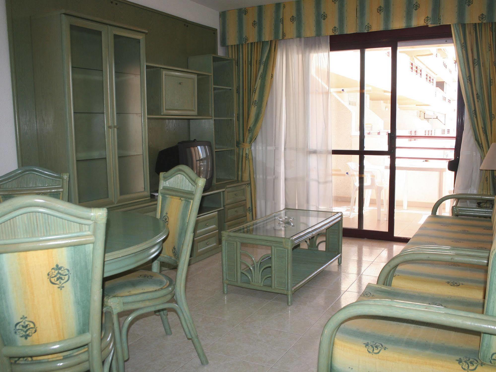 Apartamentos Zafiro Unitursa Calp Exterior foto